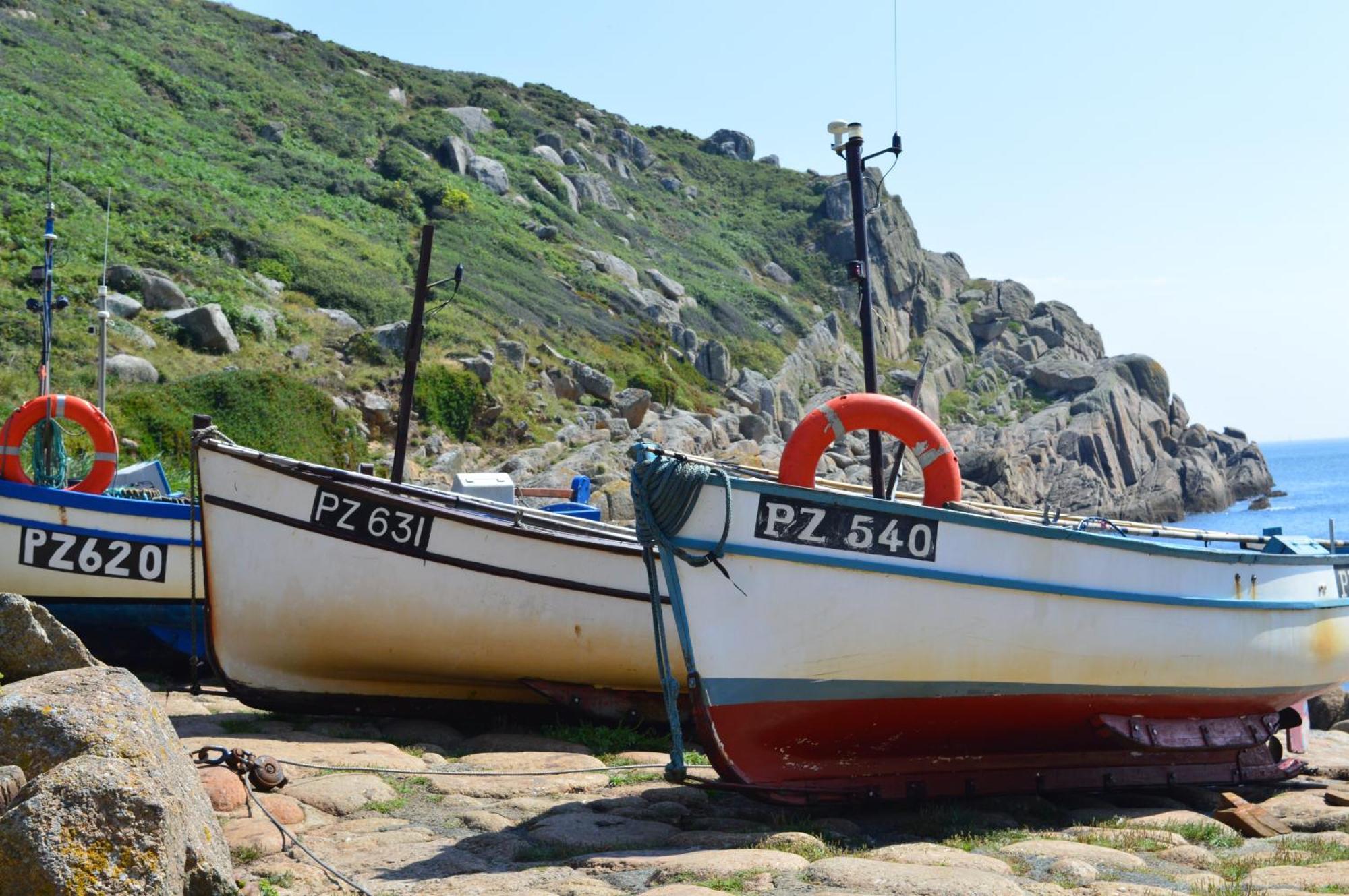 Trengothal Barn Porthcurno Exterior foto