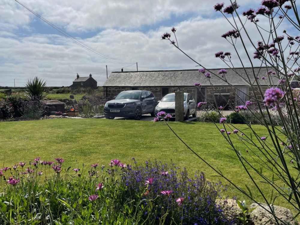 Trengothal Barn Porthcurno Exterior foto
