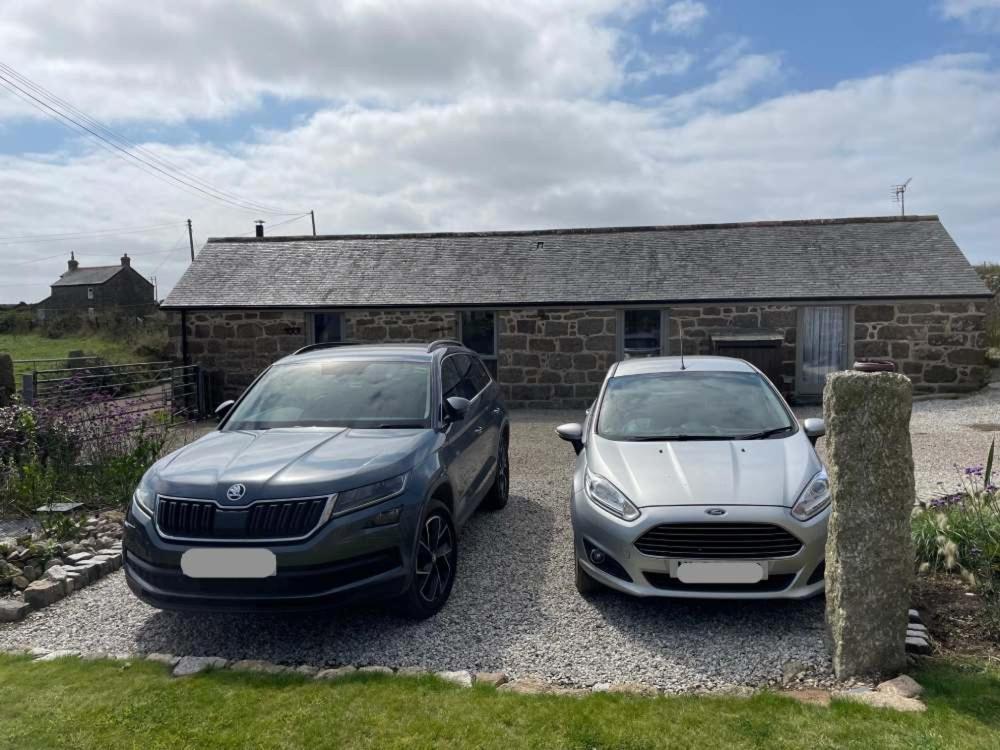 Trengothal Barn Porthcurno Exterior foto