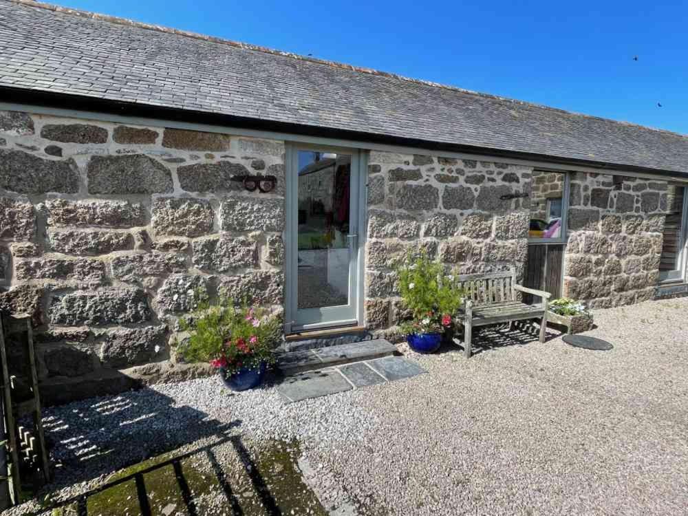 Trengothal Barn Porthcurno Exterior foto